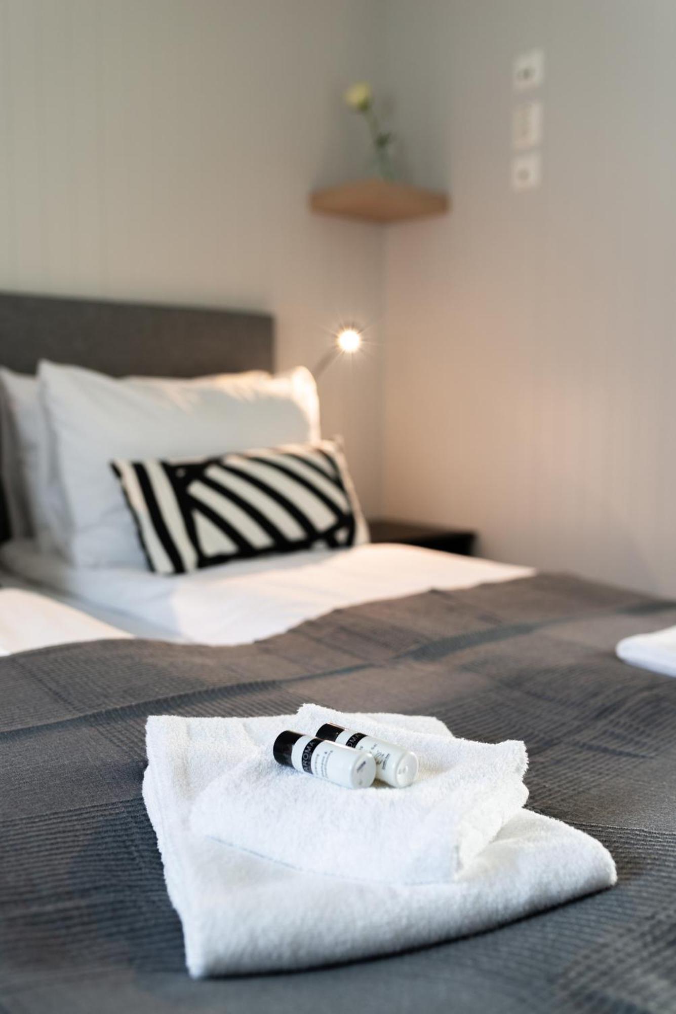Lofotlove Apartments - Modern And Comfy Apartments Close To Nature Sørvågen Εξωτερικό φωτογραφία